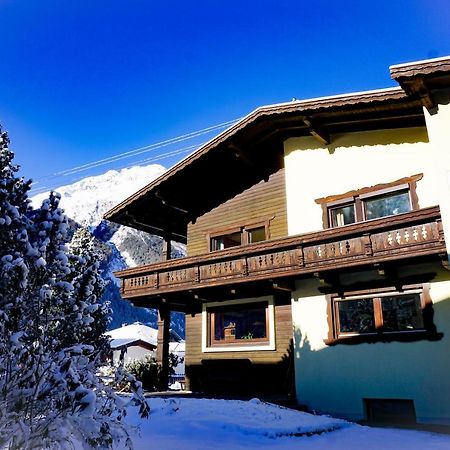 Berghaus Praxmarer Villa Längenfeld Eksteriør bilde